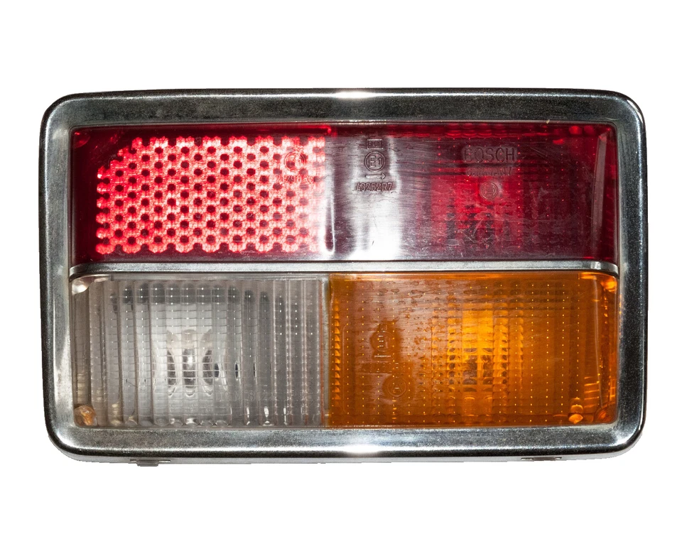 VW K70 Heckleuchte rechts 0311052010 Rücklicht Rückleuchte Bremslicht BOSCH  - Image 1 of 1