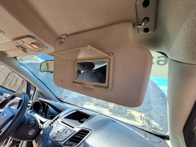 Used Right Sun Visor fits: 2015 Ford Fiesta w/mirror w/o sunroof Right Grade A Foto 1 de 4