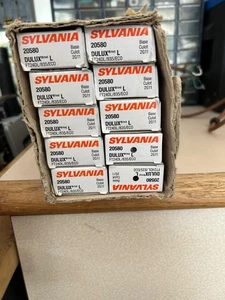 SYLVANIA 20580 FT24DL/835/ECO - 4 Pin 2G11 Base (CASE OF 10) - Picture 1 of 1