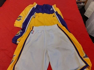 3X NBA Lakers Original Swingman Shorts - Bild 1 von 12