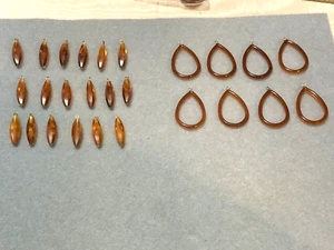 NEW LISTING* 2 LOTS-TOTAL OF 26 VTG TORTOISE SHELL LUCITE LONG DROPS &TEAR DROPS - Picture 1 of 8
