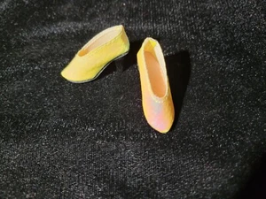 Gene Doll By Ashton Drake & Friends PUMPS  ~ Yellow Opalescent    NEW!  #97 - Picture 1 of 1