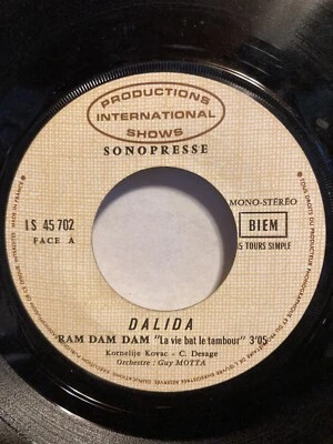Dalida ma ram dam dam, ils ont change ma chanson Record IS 45 702 PET RESCUE - Image 1 of 2