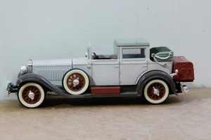 RIO #68, 1929 ISSOTA FRASCHINI TOWN CAR. 1-43 SCALE, Fair cond., missing 1 light - Picture 1 of 5