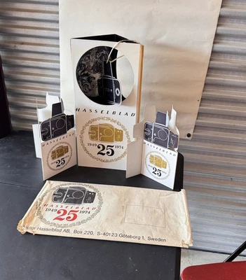 Letrero publicitario Hasselblad Suecia 1974 25 aniversario cámara 3D/tienda terrestre exhibición Foto 1 de 4