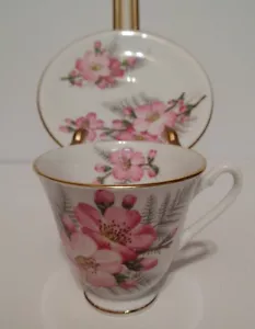 Mint Windsor England Floral decorated Demi Cup and Saucer - Picture 1 of 3