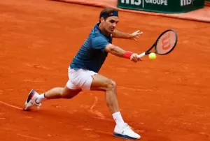 Camiseta Uniqlo Roger Federer Abierto de Francia 2021 - adulto XS (tamaño europeo) - Imagen 1 de 8