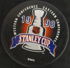 1998 Stanley Cup Finals Detroit Red Wings Souvenir Hockey Puck