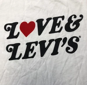 NWT LOVE & LEVIS Heart Authentic 3/4 SLEEVE BASEBALL STYLE  TSHIRT Women's S F35 - Picture 1 of 6
