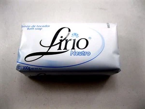 Jabón barra de dióxido de titanio uso diario Lirio para el cuerpo 200 g / 7 oz - Imagen 1 de 3