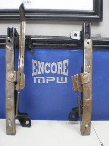 1979-1993 Ford Mustang Front Seat Track Brackets Rail Slide Factory Manual Stock - Bild 1 von 1