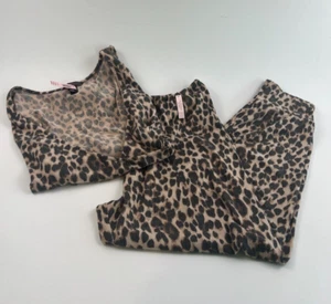 Victoria’s Secret Long Sleeve Soft Pajamas Set Leopard Print XL NWT - Picture 1 of 13