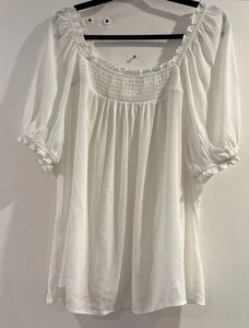Torrid Women's White Gauze Smocked Yoke Blouse Peasant Size 2 2X Boho - Picture 1 of 8