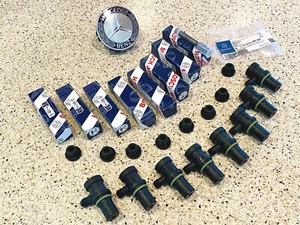 MERCEDES FUEL INJECTOR SET KIT R129 500SL - Picture 1 of 4