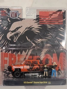 M2 MACHINES DIORAMA AUTO FIGS 1973 CHEVY CHEYENNE SUPER 30 DUALLY SQUAREBODY R15 - Picture 1 of 8