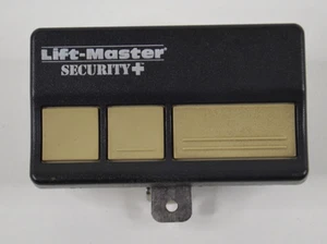 LiftMaster 973LM Drei-Tasten Garagentoröffner Fernbedienung Original OEM - Bild 1 von 4