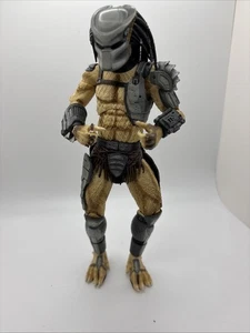 Neca 2018 Predator Warrior 8" Action Figure Predator Vs Alien Arcade Appearance - Picture 1 of 5
