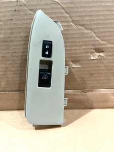 07 - 12 Nissan Altima Front Right Passenger Side Window Switch 25411-JA02A OEM - Picture 1 of 6