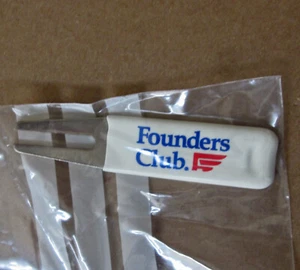 Herramienta Founders Club Divot de Miller Golf - Imagen 1 de 3