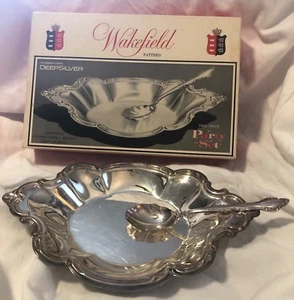 Tazón de colección con patrón de wakefield para servir bandeja y cuchara de plata profunda internacional - Imagen 1 de 11