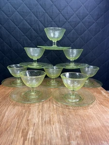L.E. Smith Uranium / Vaseline Glass by Cracky.  Sherbet Cups 1920s Made in USA - Picture 1 of 11
