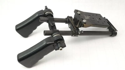 Plataforma de cámara Cavision. Empuñaduras y placa de varillas. look Foto 1 de 4