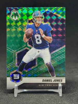 2021 Panini Mosaic DANIEL JONES Green Prizm #149 NY Giants - Image 1 of 2