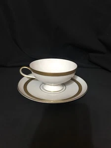 rosenthal Laurel Wreath - Picture 1 of 6