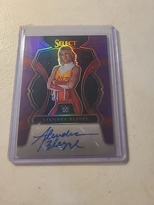 ALUNDRA BLAYZE 2023 PANINI SELECT WWE FIRMAS PÚRPURA PRIZM SP SER# 35/35 - Imagen 1 de 2