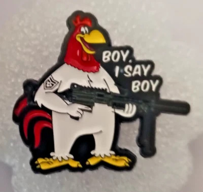 FOGHORN LEGHORN ENAMEL PIN-UNBRANDED-SHIP ALL THE PINS YOU BUY FOR $4.99 - Image 1 of 4
