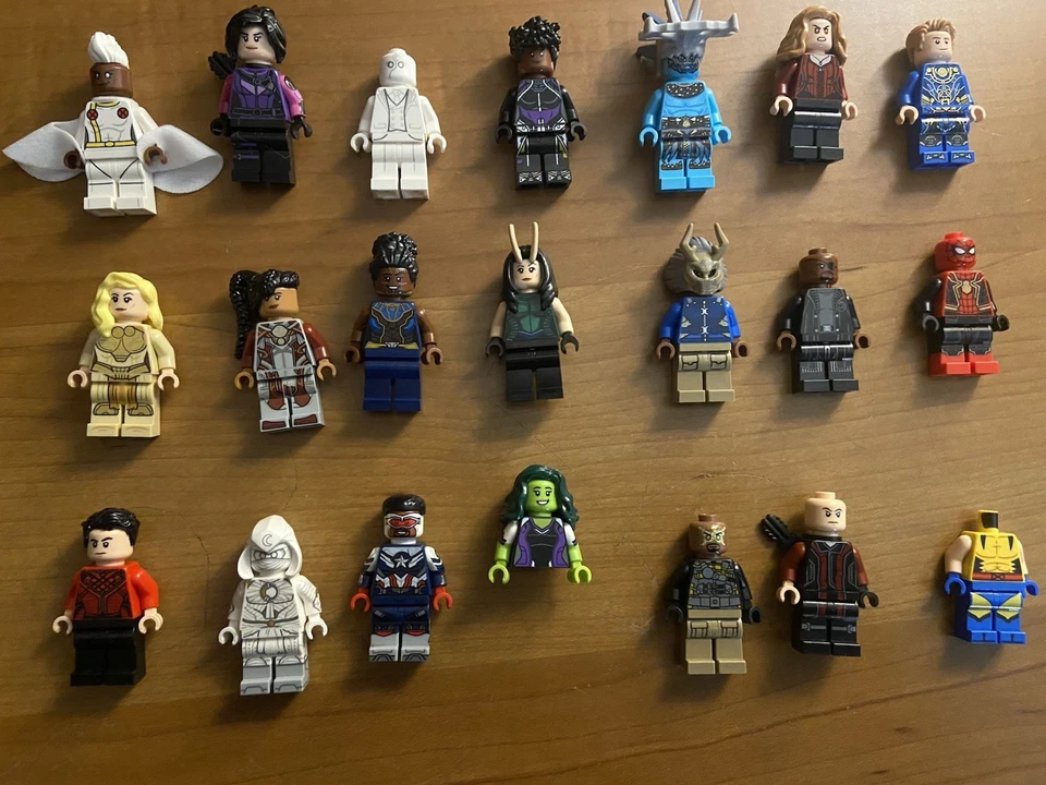 LEGO Superhero Minifigures Marvel Comics Lot Assorted Figures/Pieces - Image 1 of 1