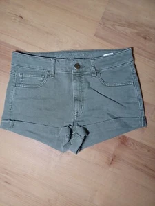 American Eagle AEO Shorts 6 Olive Super Stretch Cuff Mid Rise Shortie - Picture 1 of 6