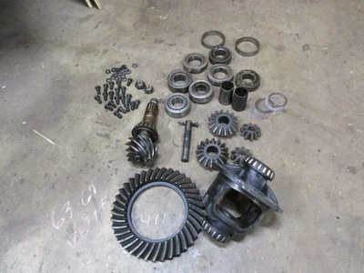 1963-1967 CORVETTE 211 GEARS/REAR END PARTS/RING/PINION - Image 1 of 4