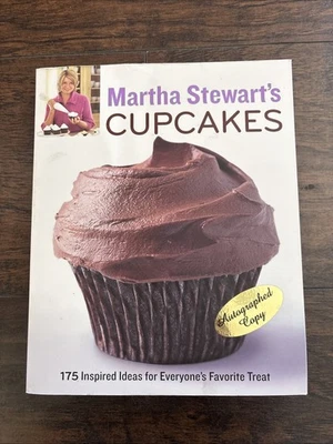 SIGNED Martha Stewart's Cupcakes Paperback Book 2009 Autographed Inspired Ideas - Image 1 of 4