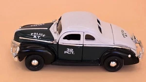 1940 BUCK BAKER FORD COUPE 1/43 NEW YORK CITY POLICE CAR- DIECAST 32 PCT - Picture 1 of 9