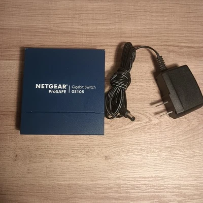 Netgear GS105 V5 Prosafe 5 Port Gigabit Switch With Power Adapter - Image 1 of 4