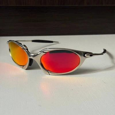 oakley romeo sunglasses - Image 1 of 4