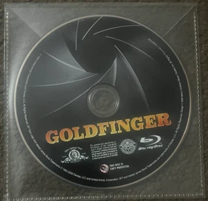 NEW GOLDFINGER (1964) - Blu-ray disc only in clear plastic envelope / no case - Picture 1 of 3