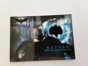 2005 Batman Begins Movie Memorabilia Relic Batman's Cape Topps  - Picture 1 of 2
