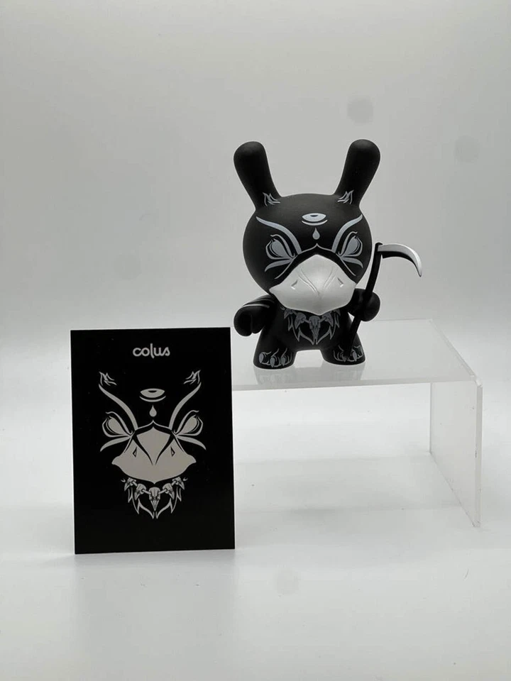 Kidrobot Art of War Dunny Series - Harvester by Colus (3/40) - Image 1 of 2