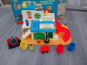 Fisher Price VINTAGE 1970's SESAME STREET #937 CLUBHOUSE Missing Slide W/Box - Picture 1 of 13
