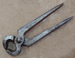 RARE ANTIQUE Mueller 8" FARRIERS HORSE NIPPERS PLIERS Nail Puller & Prybar USA - Picture 1 of 12