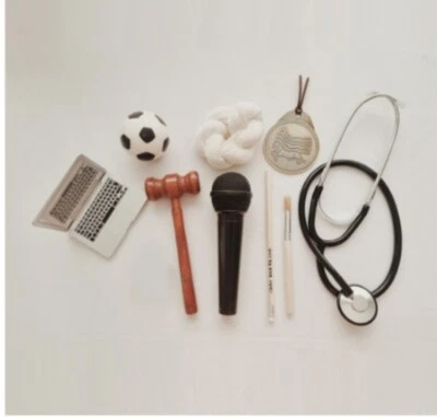 9 pcs Baby 1-Year Birthday Party (Doljabi Korean style) - Image 1 of 4