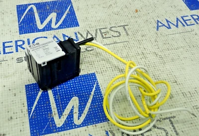 Eaton Power Defense 240 voltios Shunt Trip PDG4 PDG4XST250ACDCS Foto 1 de 4