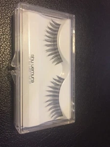 shu uemura #41 false eyelashes, New In Box - Picture 1 of 2