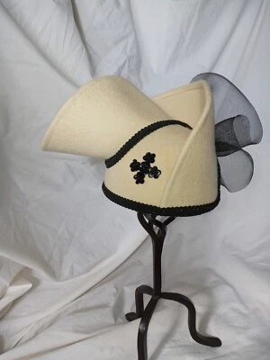 vtg Wool Cream & Black Rolled Formal Evening Church Hat Oval sz  6.5x7.25" - Image 1 of 4