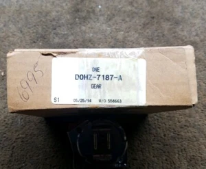 New OEM 1980 & Up Ford Truck Transmission 4th to 5th Sliding Gear D0HZ7187A - Imagen 1 de 12