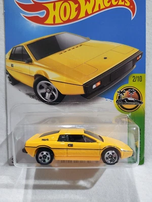 Hot Wheels Exotics Lotus Esprit S1 #72/250 amarillo 2015 Foto 1 de 4