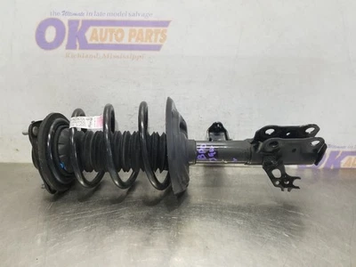 Toyota Camry XSE 21 2021 conductor montaje puntal delantero izquierdo  Foto 1 de 4