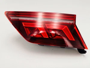 NEU + Original VW Tiguan R-Line LED Rückleuchte Rechts 5NA945308 H07S - Picture 1 of 6